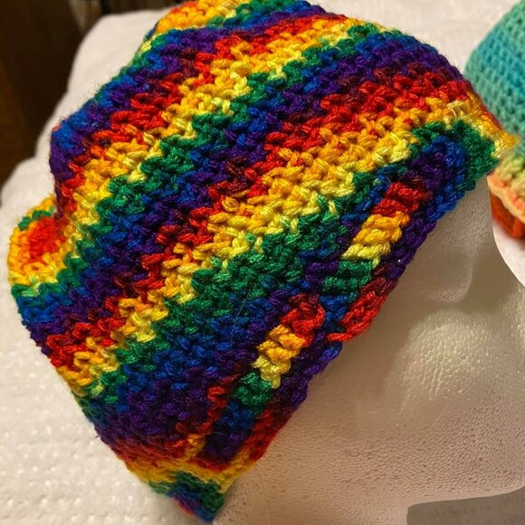 🐻Messy Bun Beanie - New Handmade Primary Color  7" Long 22"-27" Circumference - Picture 1 of 3